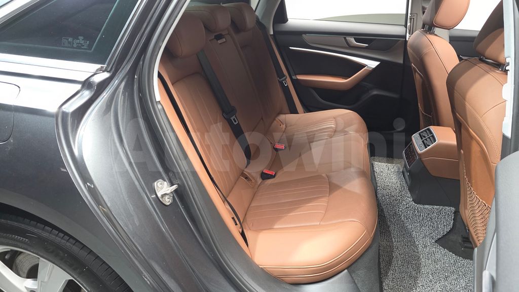 Audi A6(C8) 45 TFSI — снимка 11