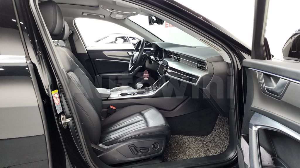 Audi A6(C8) 45 TFSI Quattro — снимка 11