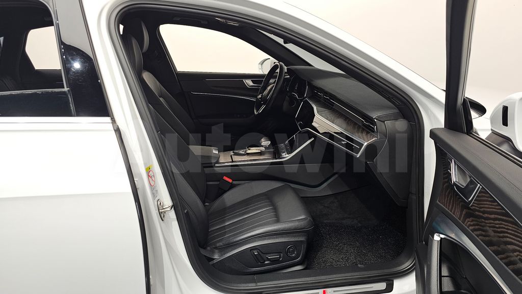 Audi A6(C8) 45 TFSI Quattro Premium — снимка 11