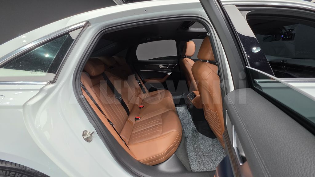 Audi A6(C8) 45 TFSI Quattro Premium — снимка 19