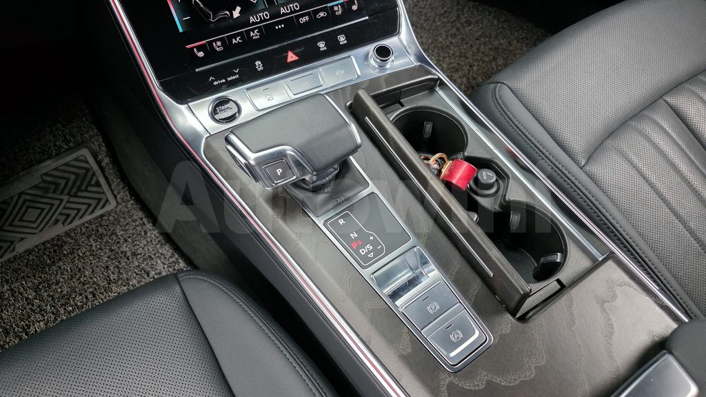 Audi A6(C8) 45 TFSI Premium — снимка 9
