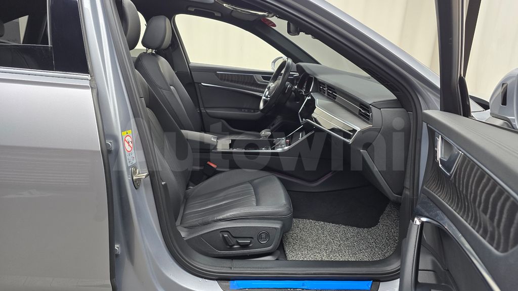Audi A6(C8) 45 TFSI Quattro Premium — снимка 11