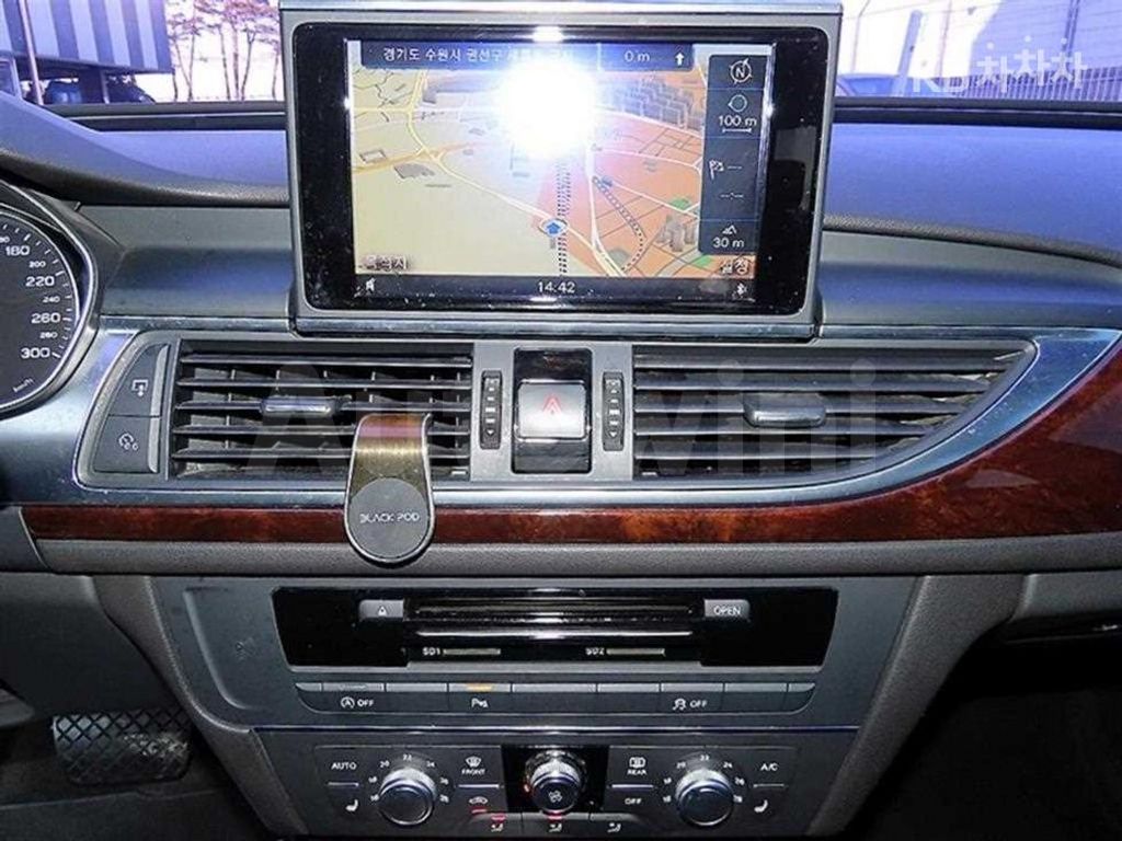 Audi A6 3.0 TDI Quattro C6 — снимка 12
