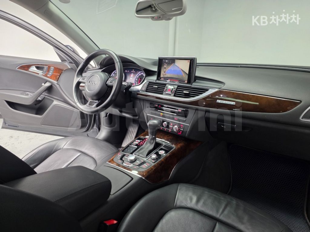Audi A6 2.0 TFSI Quattro Quattro Dynamic C7(13Y~) — снимка 10