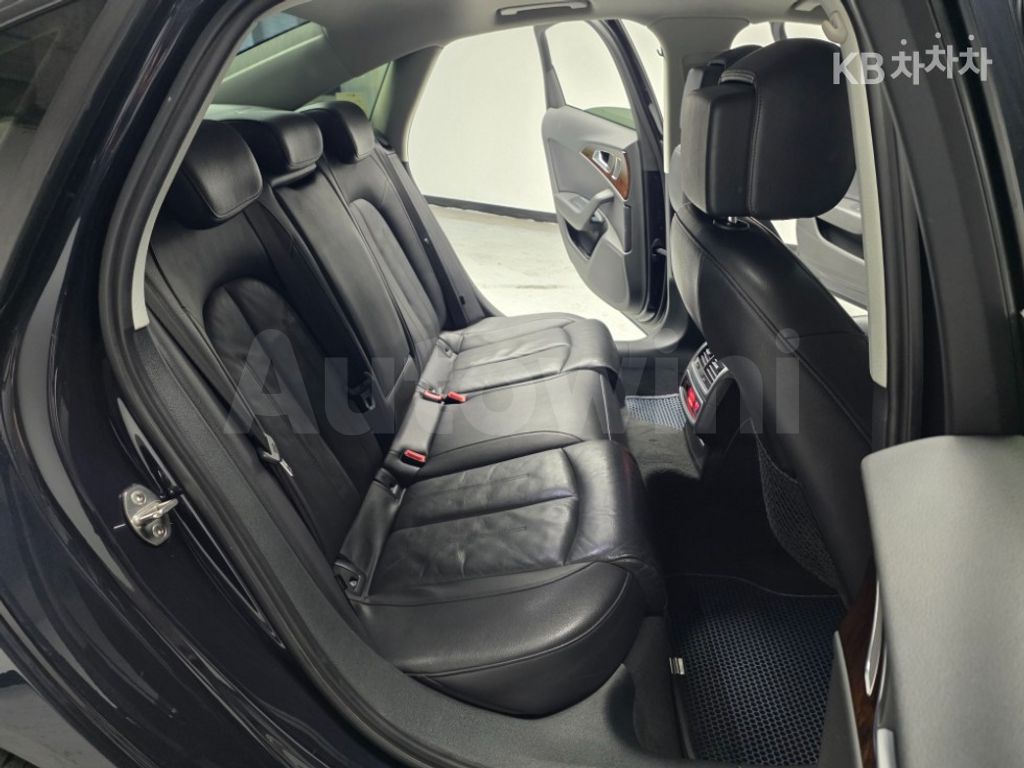 Audi A6 2.0 TFSI Quattro Quattro Dynamic C7(13Y~) — снимка 11
