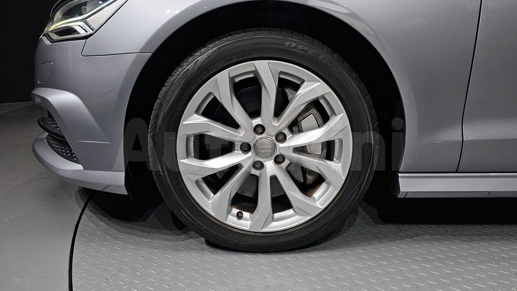 Audi New A6 40 TFSI Quattro C7 — снимка 5