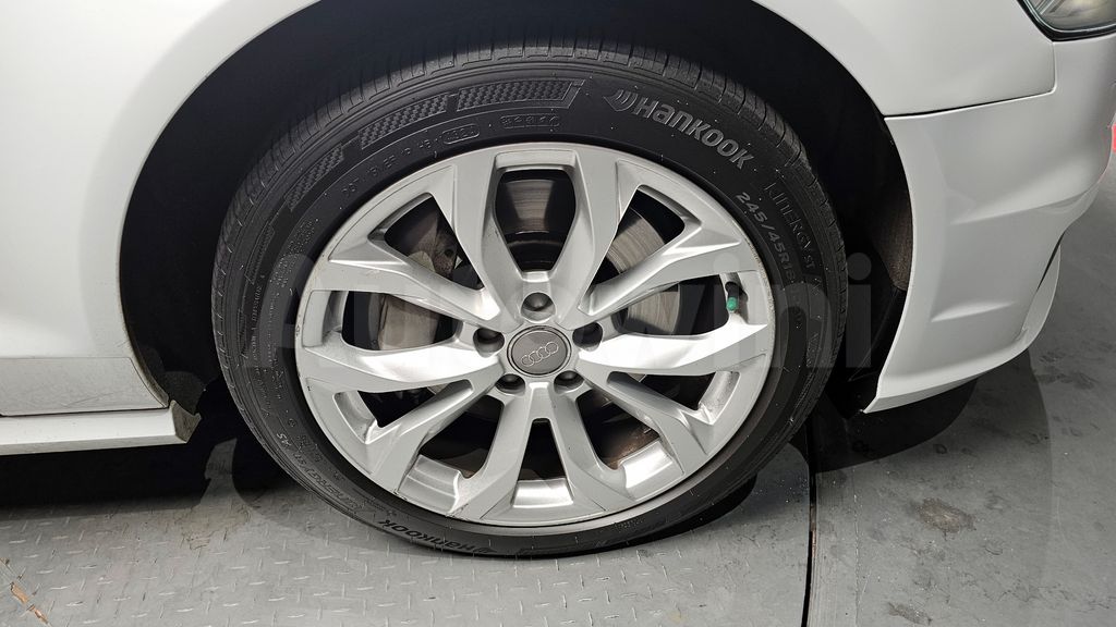 Audi New A6 40 TDI Quattro C7 — снимка 5
