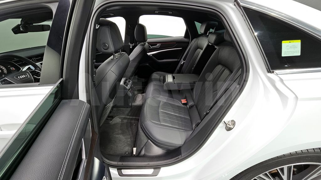 Audi A6(C8) 45 TDI Quattro Premium — снимка 11