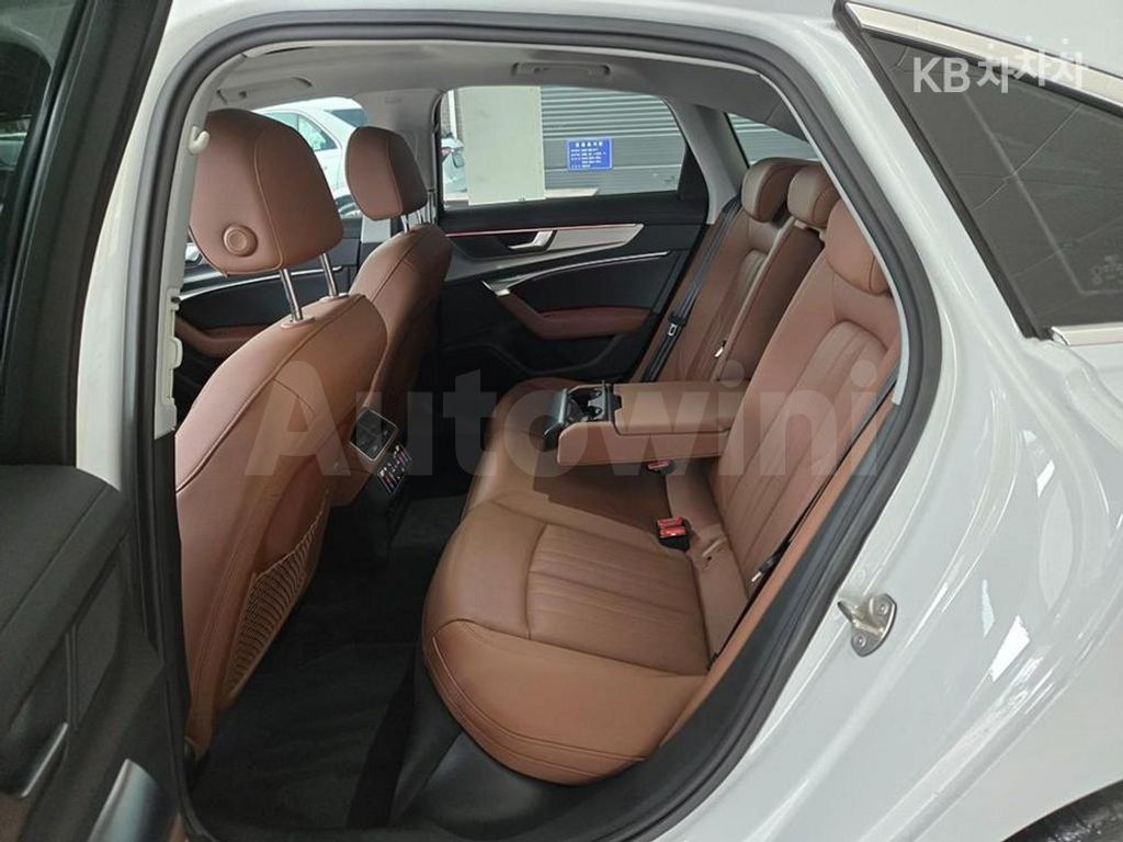 Audi A6(C8) 40 TDI Basic — снимка 6