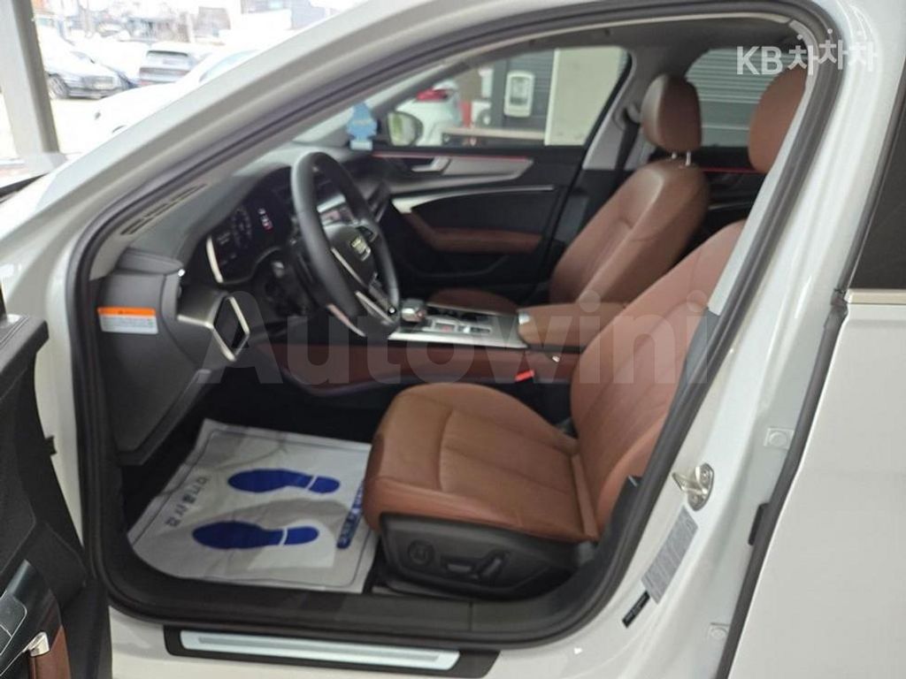 Audi A6(C8) 40 TDI Basic — снимка 5