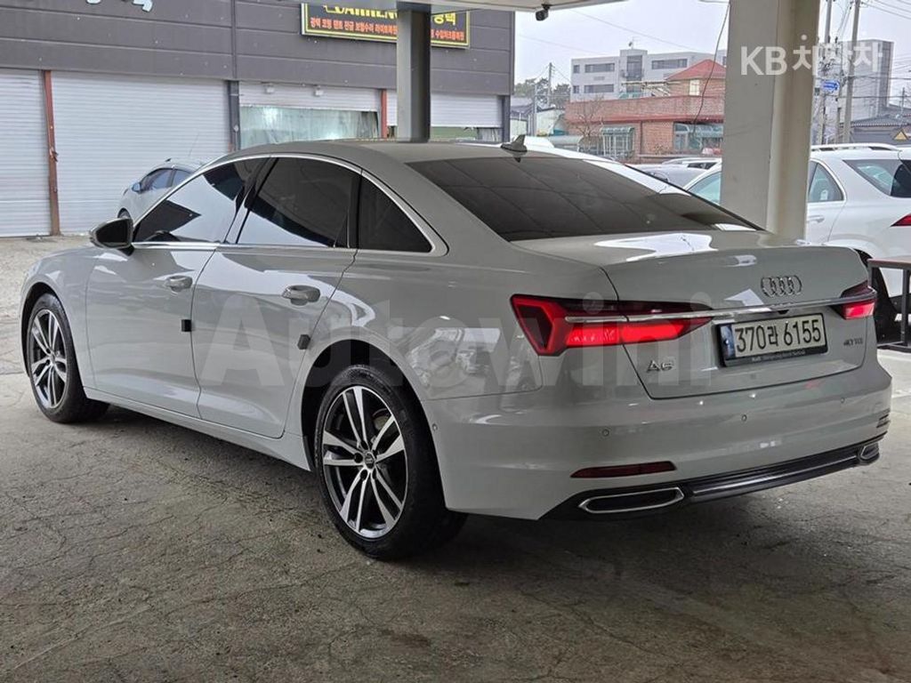 Audi A6(C8) 40 TDI Basic — снимка 3