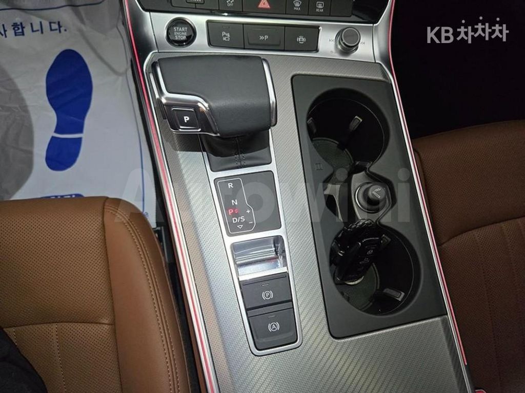 Audi A6(C8) 40 TDI Basic — снимка 11