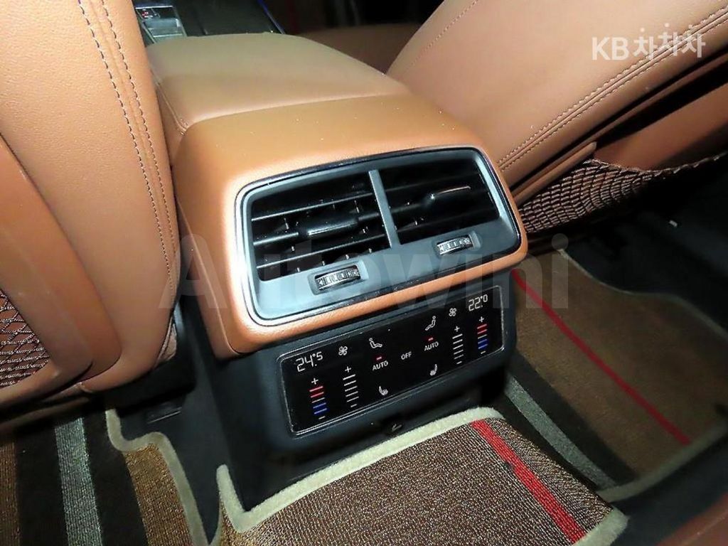 Audi A6(C8) 40 TDI Premium — снимка 16