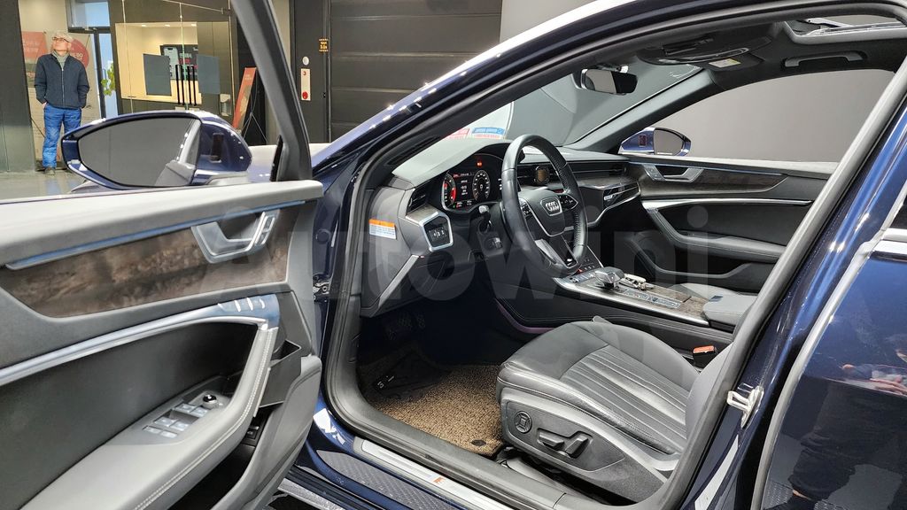 Audi A6(C8) 45 TDI Quattro Premium — снимка 11