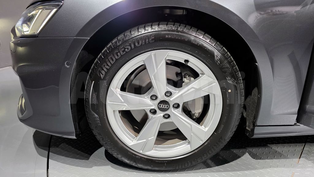 Audi A6(C8) 45 TFSI — снимка 5