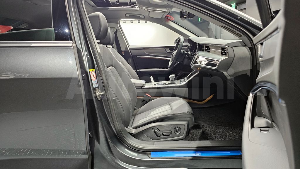 Audi A6(C8) 45 TFSI — снимка 10