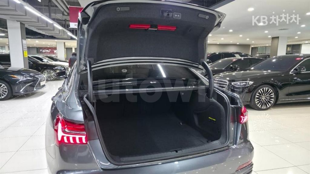 Audi A6(C8) 45 TFSI Premium — снимка 7