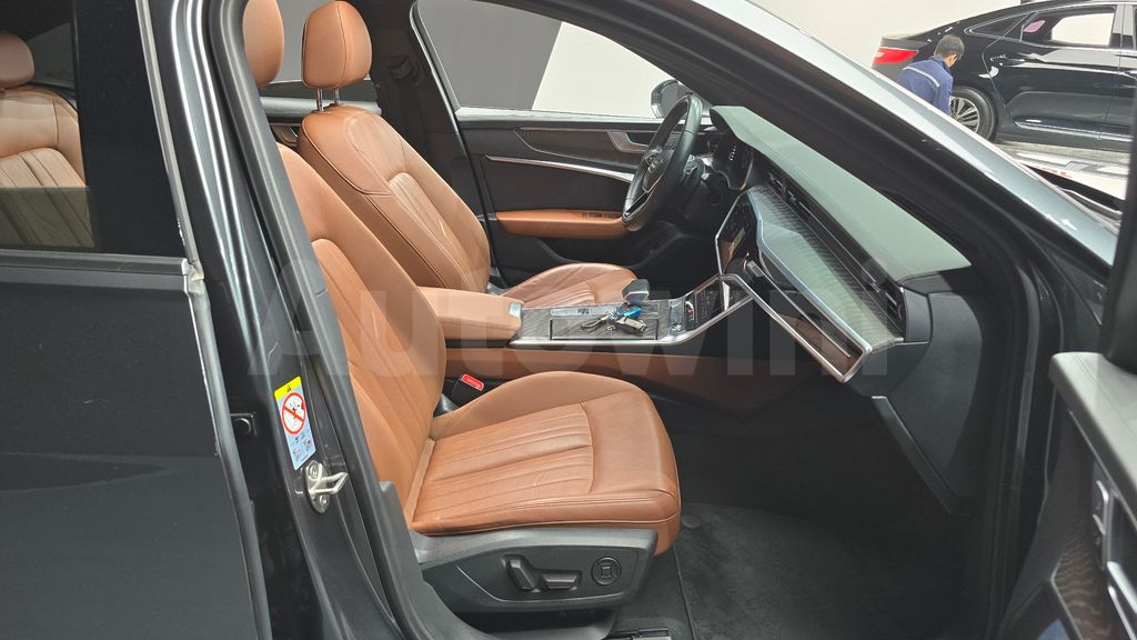 Audi A6(C8) 45 TFSI Premium — снимка 10