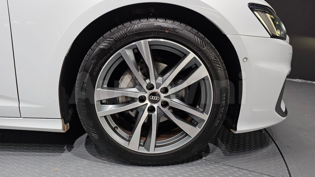 Audi A6(C8) 40 TDI Premium — снимка 5