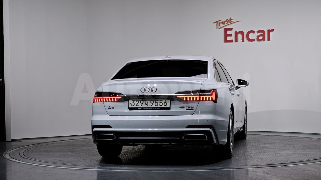 Audi A6(C8) 45 TFSI Quattro — снимка 4