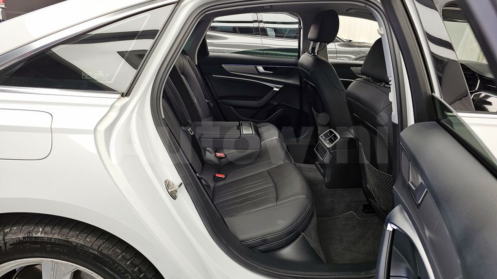 Audi A6(C8) 45 TFSI Quattro — снимка 12