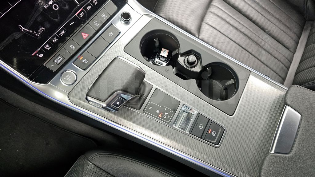 Audi A6(C8) 45 TFSI Quattro — снимка 9