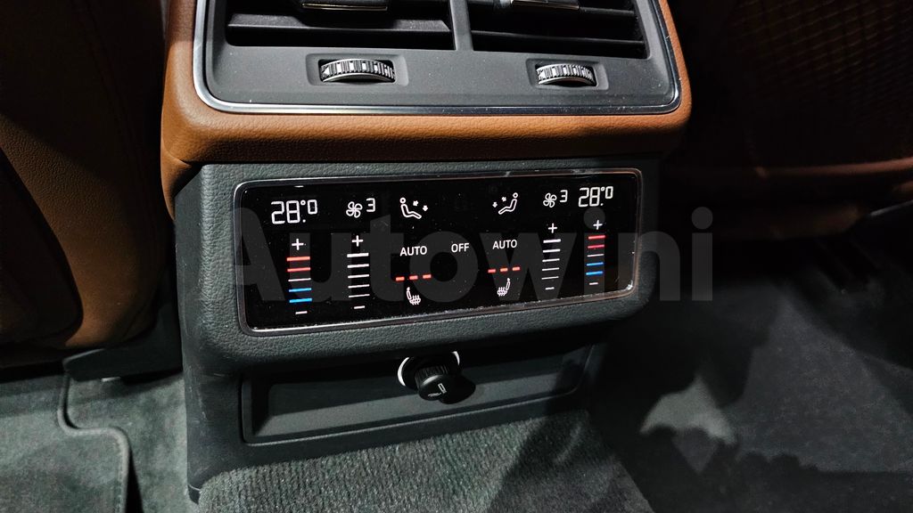 Audi A6(C8) 40 TDI Premium — снимка 19