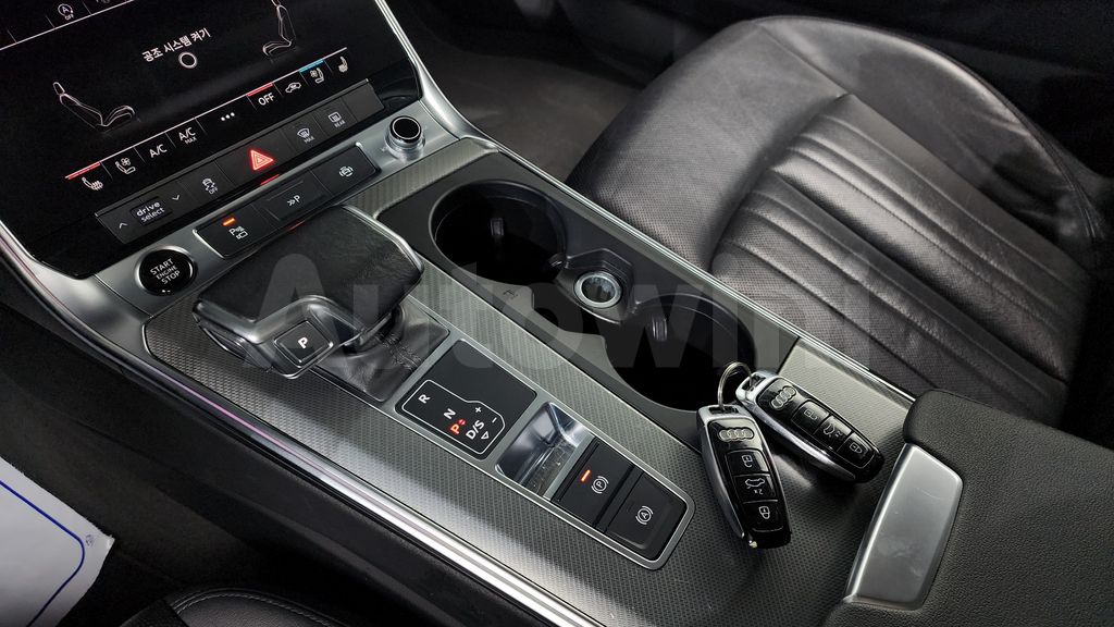 Audi A6(C8) 40 TDI — снимка 9