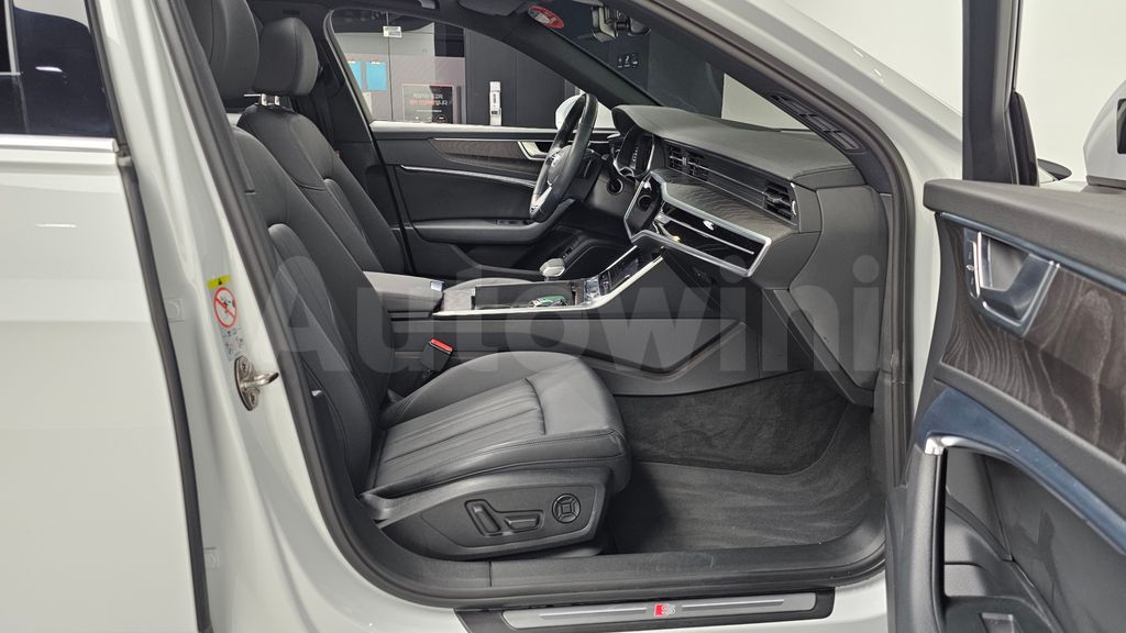 Audi A6(C8) 45 TFSI Premium — снимка 11