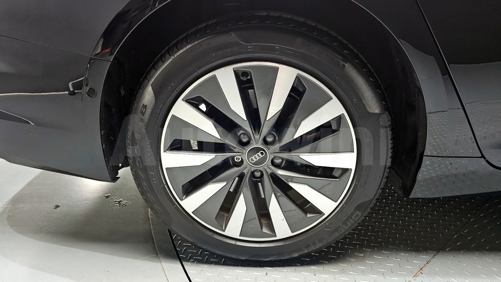 Audi A6(C8) 45 TFSI — снимка 5