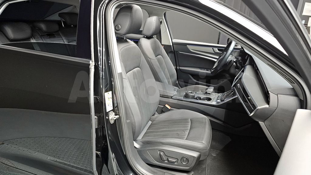 Audi A6(C8) 45 TFSI — снимка 12