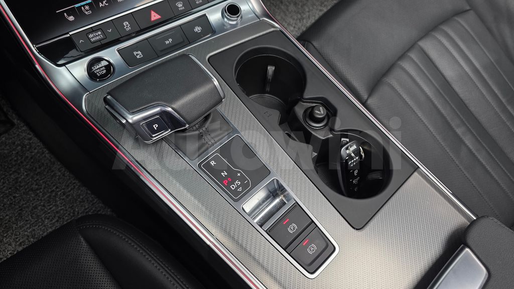 Audi A6(C8) 45 TFSI — снимка 9