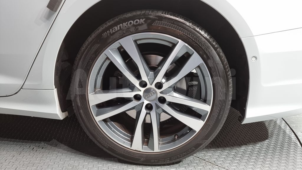 Audi A6(C8) 45 TDI Quattro Premium — снимка 5