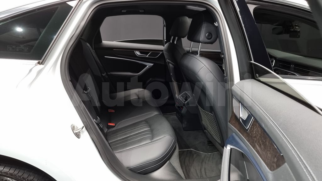 Audi A6(C8) 45 TDI Quattro Premium — снимка 12