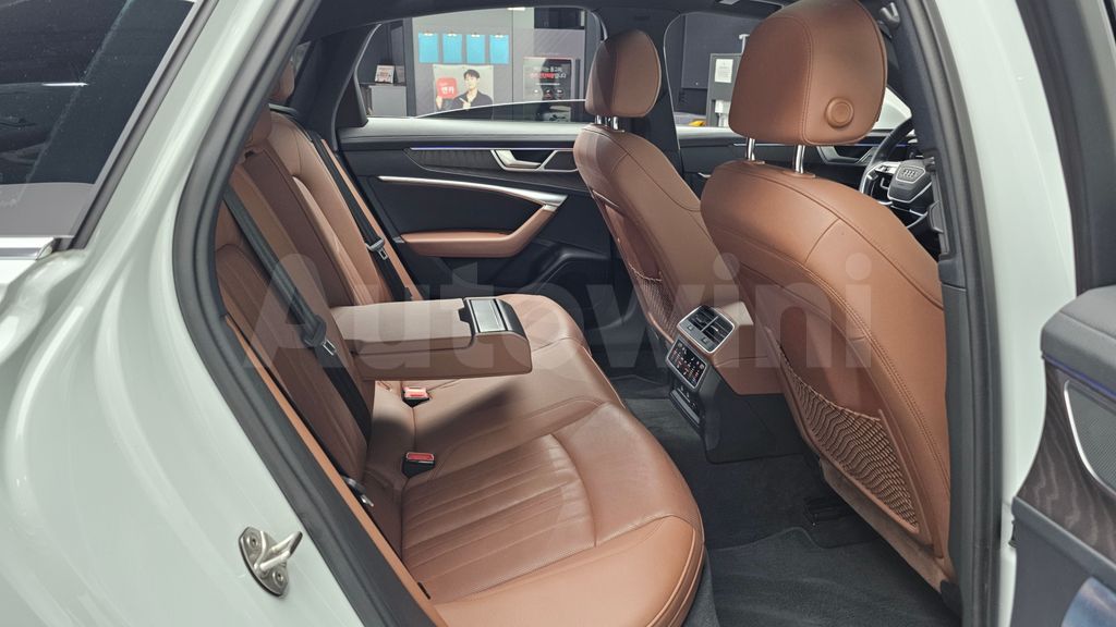 Audi A6(C8) 40 TDI Premium — снимка 12