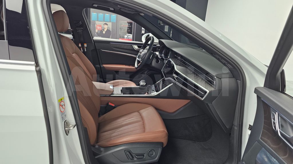 Audi A6(C8) 40 TDI Premium — снимка 11