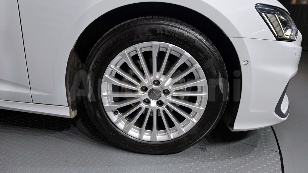 Audi A6(C8) 40 TDI — снимка 5