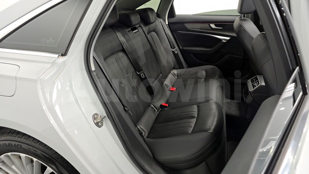 Audi A6(C8) 40 TDI — снимка 12