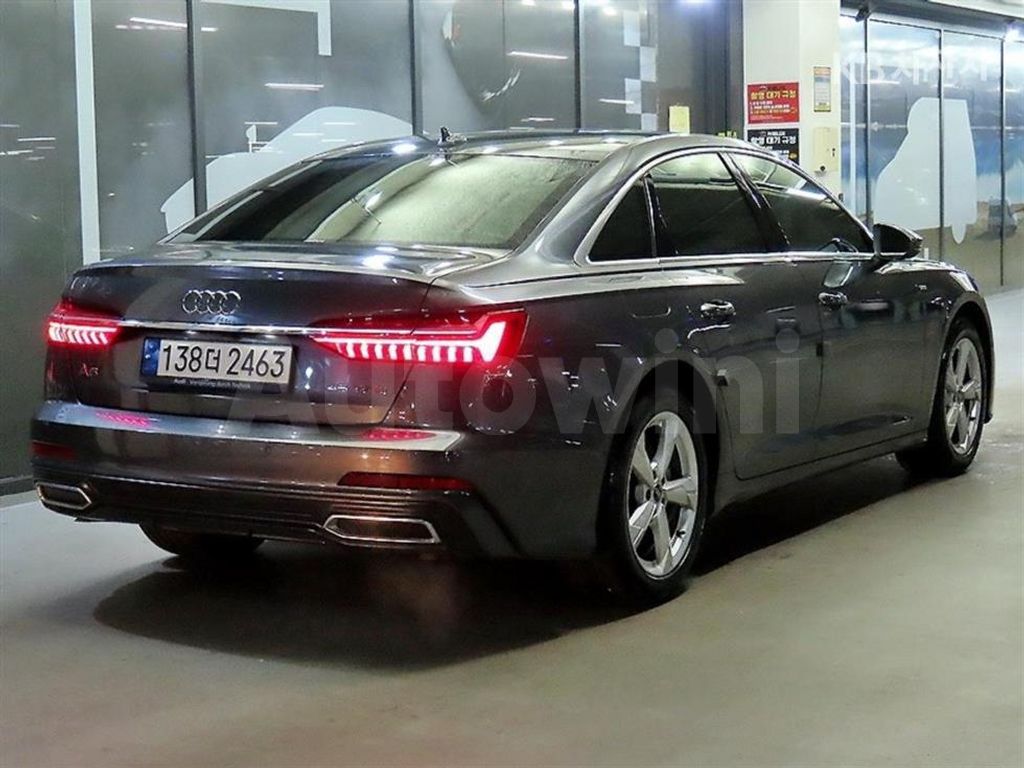 Audi A6(C8) 45 TFSI Basic — снимка 4