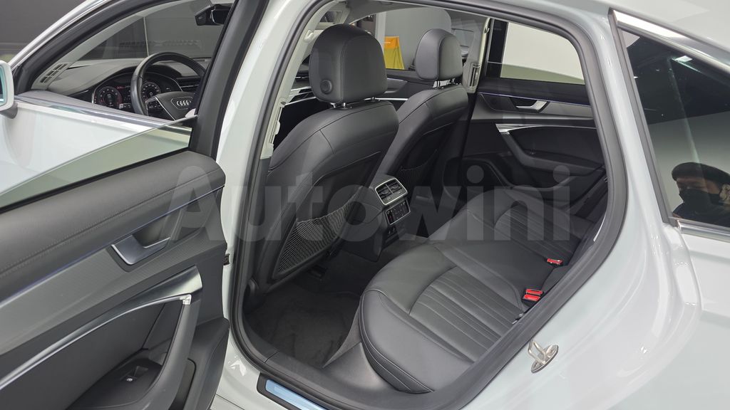 Audi A6(C8) 45 TFSI — снимка 11