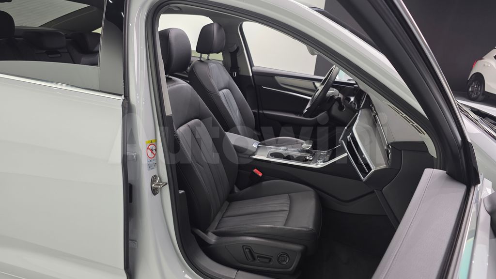 Audi A6(C8) 45 TFSI — снимка 12