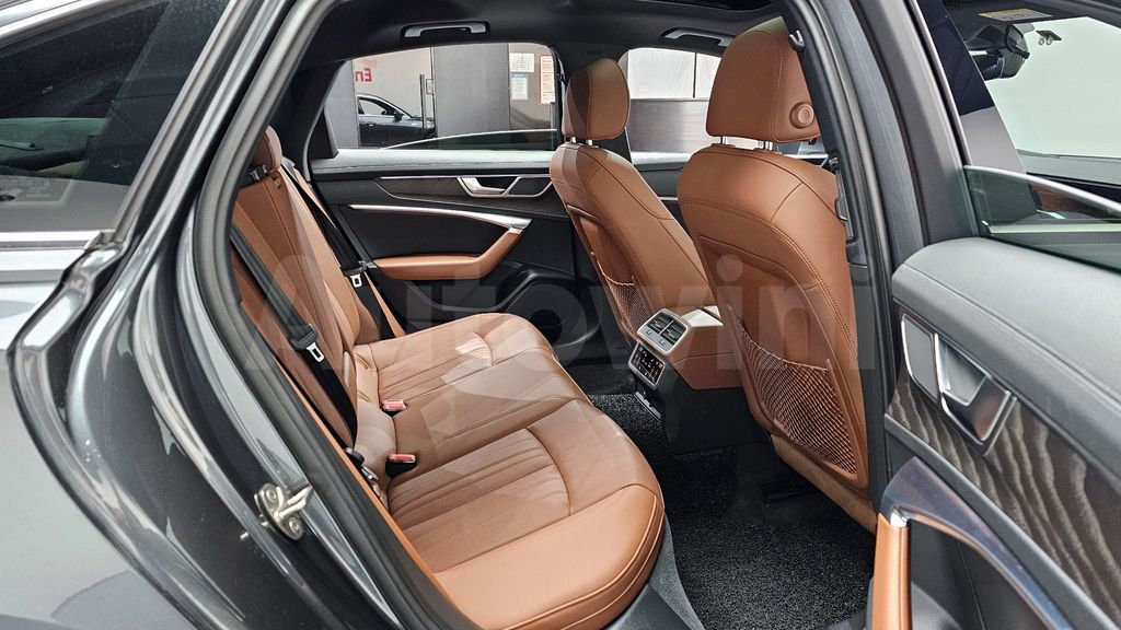 Audi A6(C8) 40 TDI Quattro Premium — снимка 12