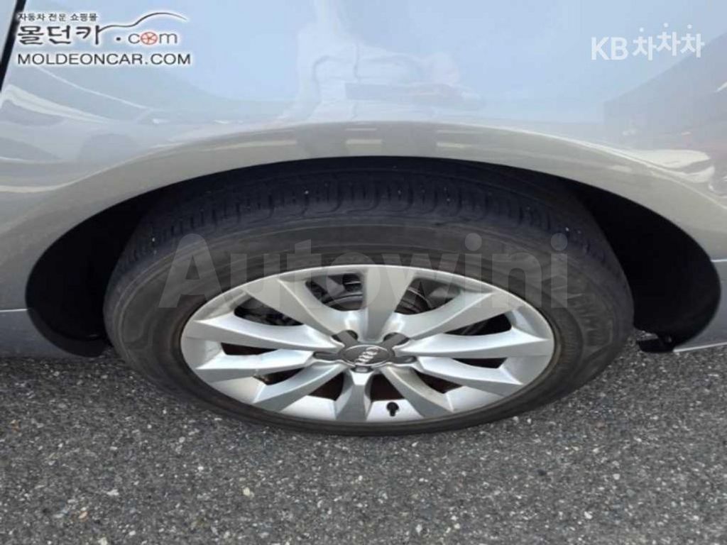 Audi A6 2.0 TDI C7 Dynamic — снимка 15
