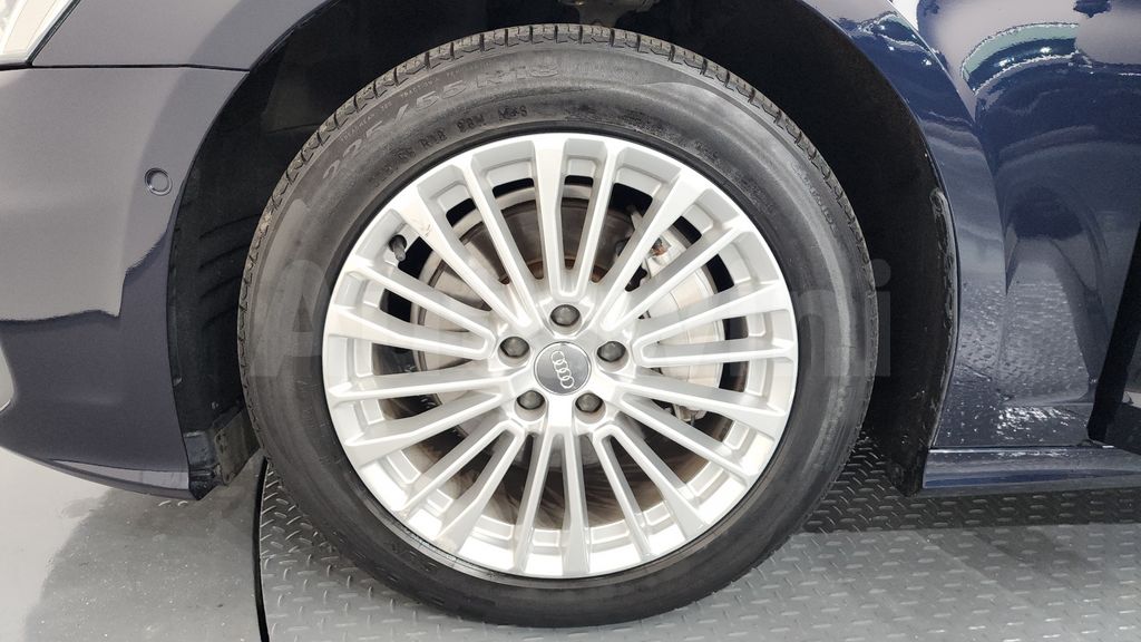 Audi A6(C8) 45 TFSI Premium — снимка 5
