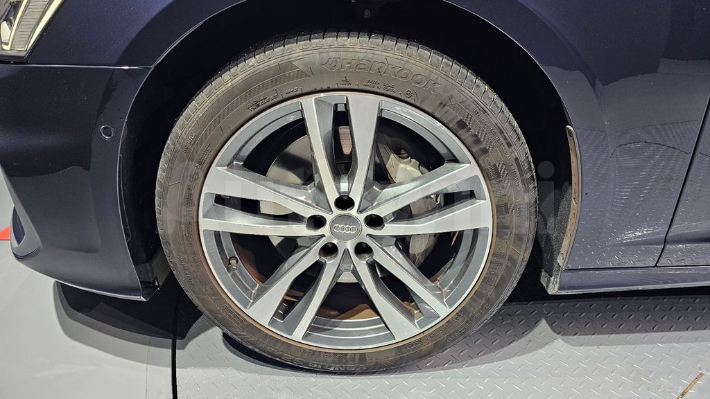 Audi A6(C8) 45 TDI Quattro Premium — снимка 5