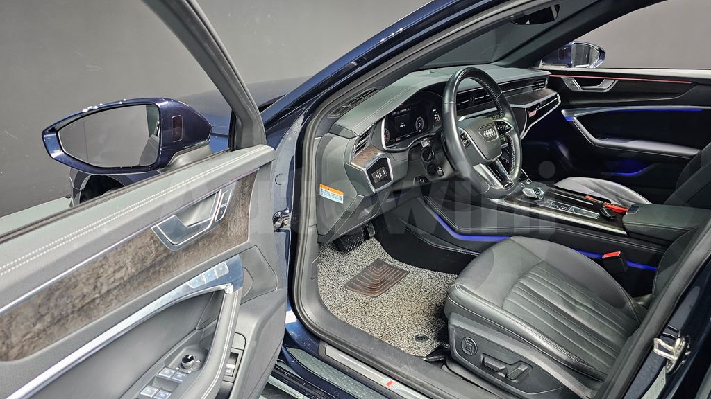 Audi A6(C8) 45 TDI Quattro Premium — снимка 13
