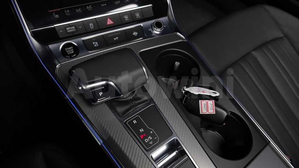Audi A6(C8) 45 TFSI — снимка 9