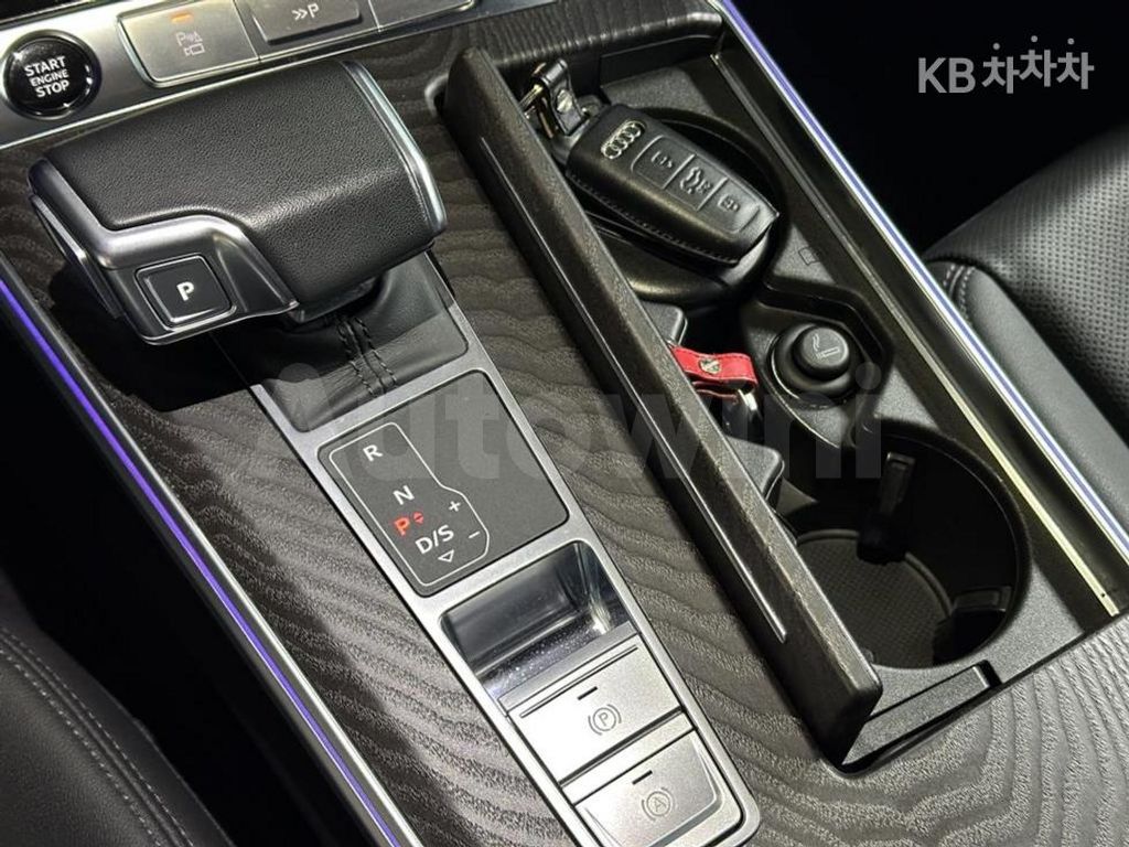 Audi A6(C8) 45 TFSI Quattro Premium — снимка 14