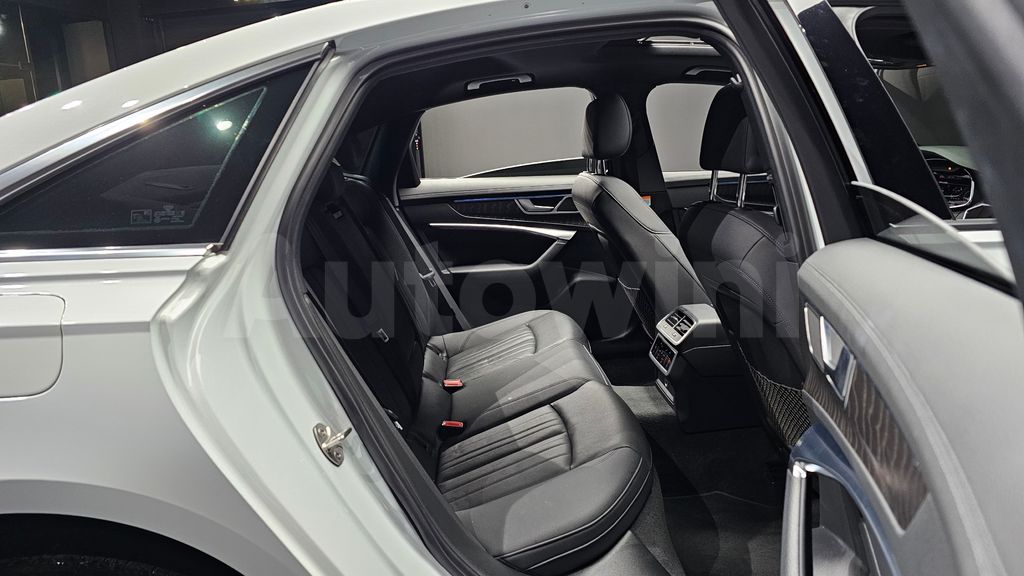 Audi A6(C8) 45 TFSI Quattro Premium — снимка 12