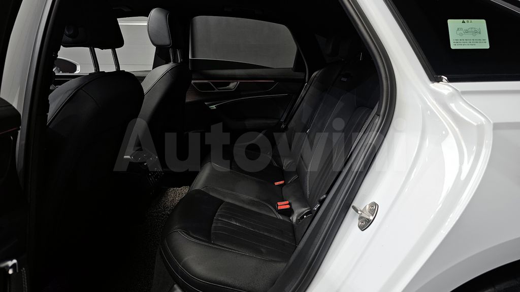 Audi A6(C8) 45 TDI Quattro Premium — снимка 12